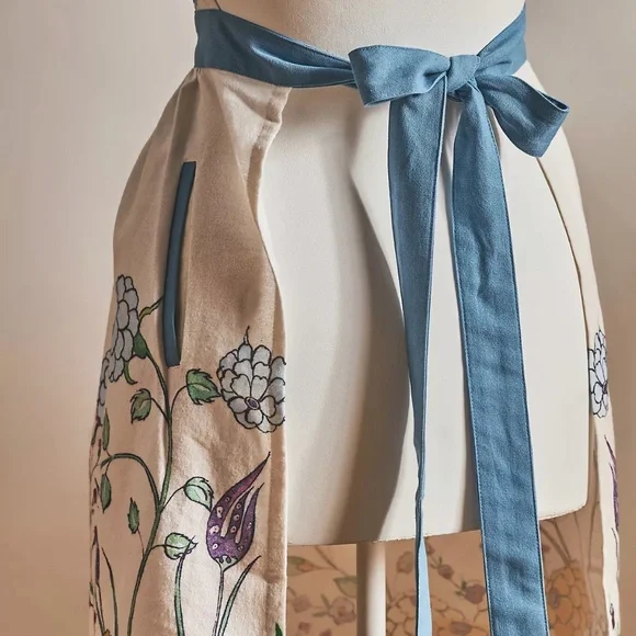 Anthropologie Turkuaz Kitchen Posy Apron - NWT - Picture 8 of 9